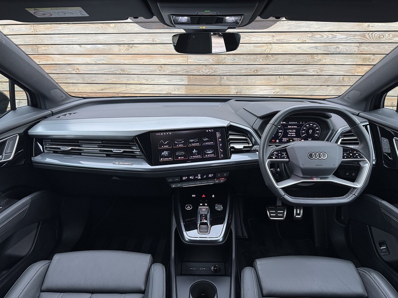 Audi Q4 e-tron 2023'73 Edition 1 | Sonos | Driver Memory Seat - U8952