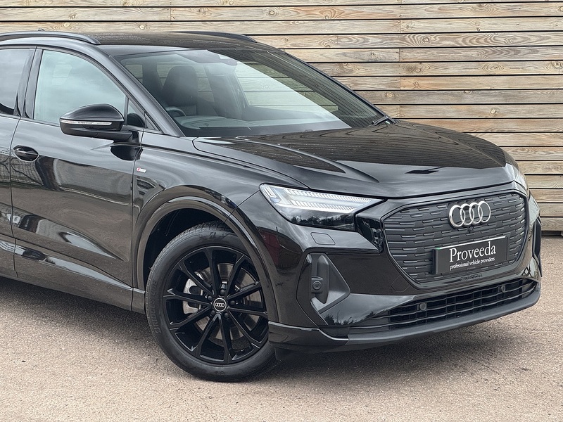 Audi Q4 e-tron 2023'73 Edition 1 | Sonos | Driver Memory Seat - U8952