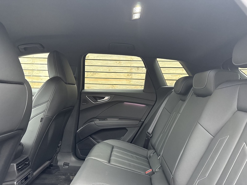 Audi Q4 e-tron 2023'73 Edition 1 | Sonos | Driver Memory Seat - U8952