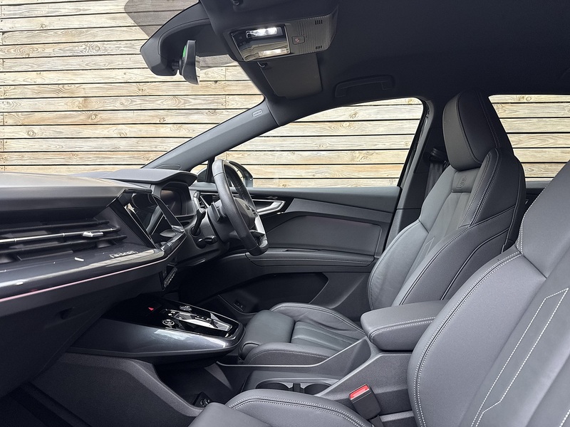 Audi Q4 e-tron 2023'73 Edition 1 | Sonos | Driver Memory Seat - U8952