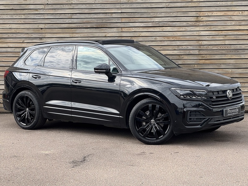 Volkswagen Touareg 2023'23 TDI V6 Black Edition | Pan Roof | Big Spec - U8953