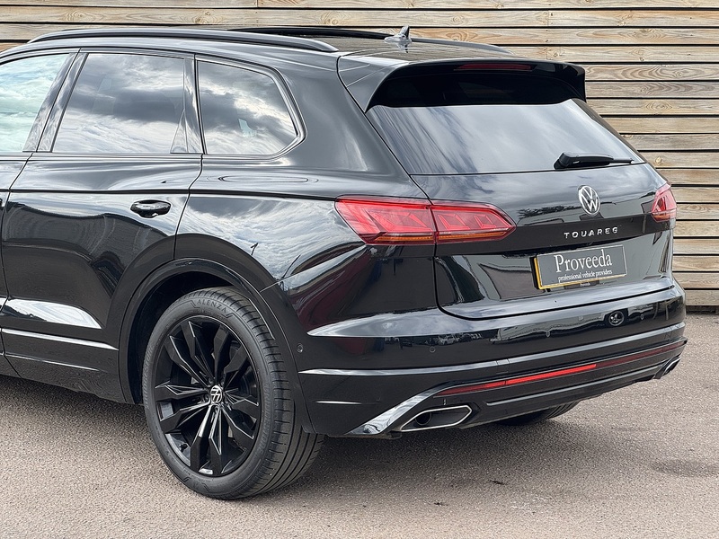 Volkswagen Touareg 2023'23 TDI V6 Black Edition | Pan Roof | Big Spec - U8953