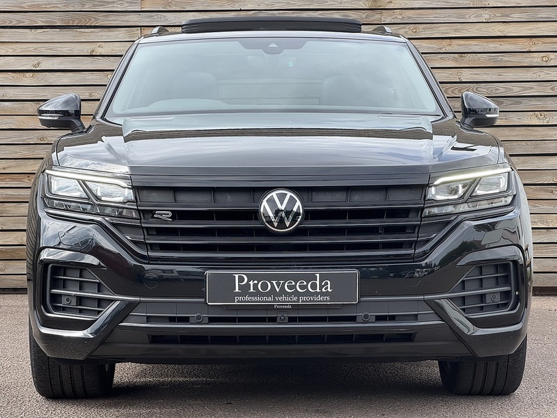Volkswagen Touareg 2023'23 TDI V6 Black Edition | Pan Roof | Big Spec - U8953