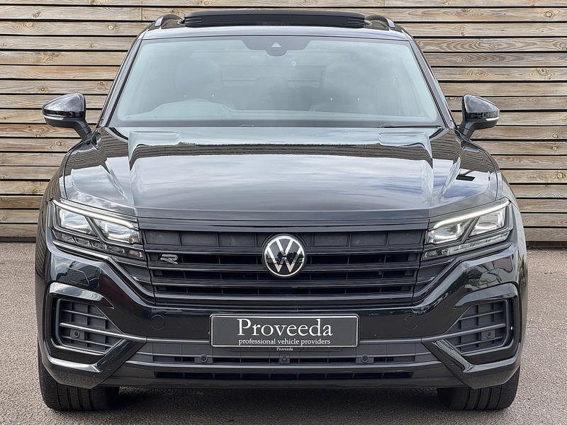 Volkswagen Touareg 2023'23 TDI V6 Black Edition | Pan Roof | Big Spec - U8953
