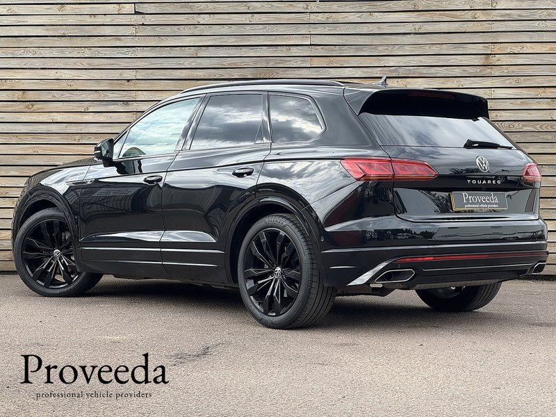 Volkswagen Touareg 2023'23 TDI V6 Black Edition | Pan Roof | Big Spec - U8953