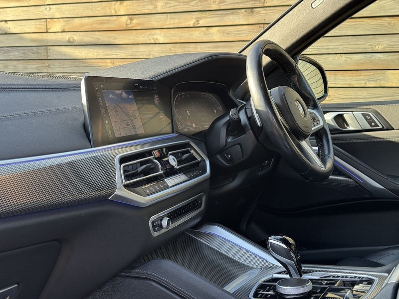 BMW X6 2022'22 30d MHT M Sport | Black Styling | Driver Memory Seat - U8956