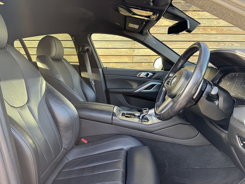 BMW X6 2022'22 30d MHT M Sport | Black Styling | Driver Memory Seat - U8956