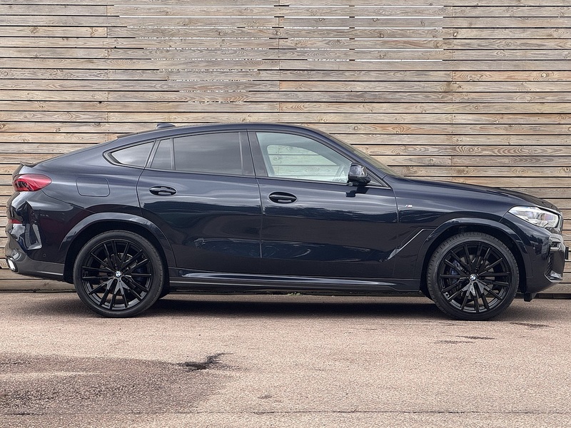 BMW X6 2022'22 30d MHT M Sport | Black Styling | Driver Memory Seat - U8956