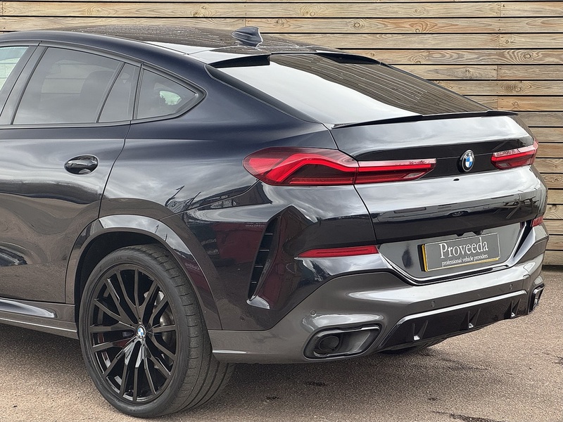 BMW X6 2022'22 30d MHT M Sport | Black Styling | Driver Memory Seat - U8956