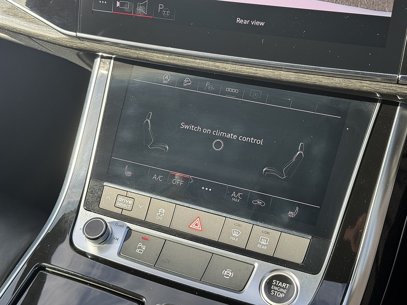 Audi Q7 2023'73 TDI V6 Black Edition | 7 Seater | Driver Memory Seat - U8957