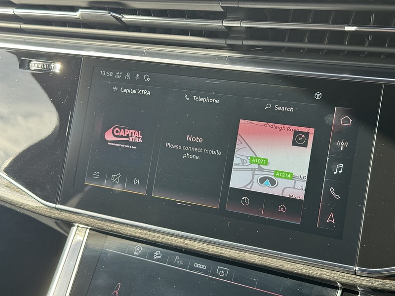 Audi Q7 2023'73 TDI V6 Black Edition | 7 Seater | Driver Memory Seat - U8957