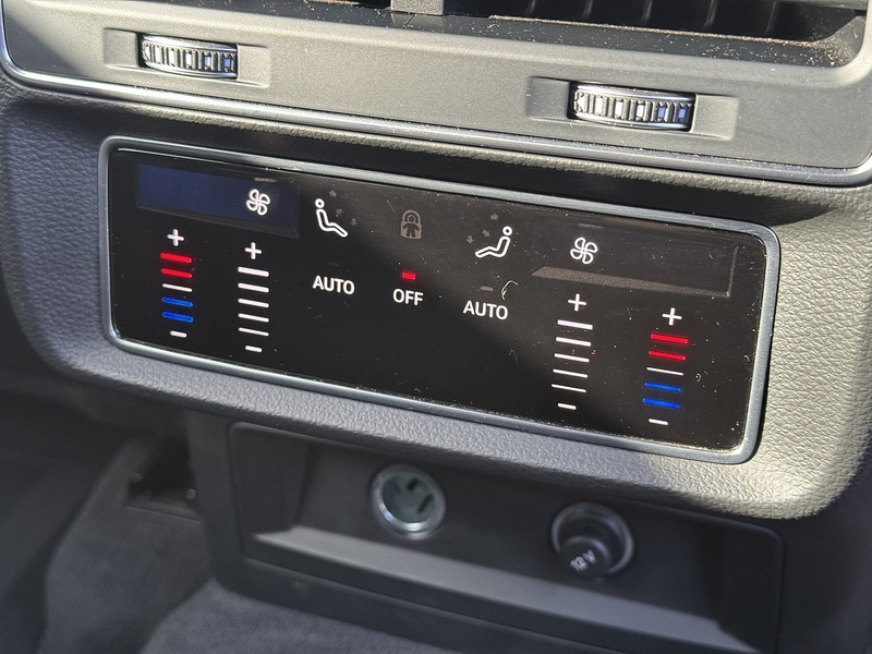 Audi Q7 2023'73 TDI V6 Black Edition | 7 Seater | Driver Memory Seat - U8957