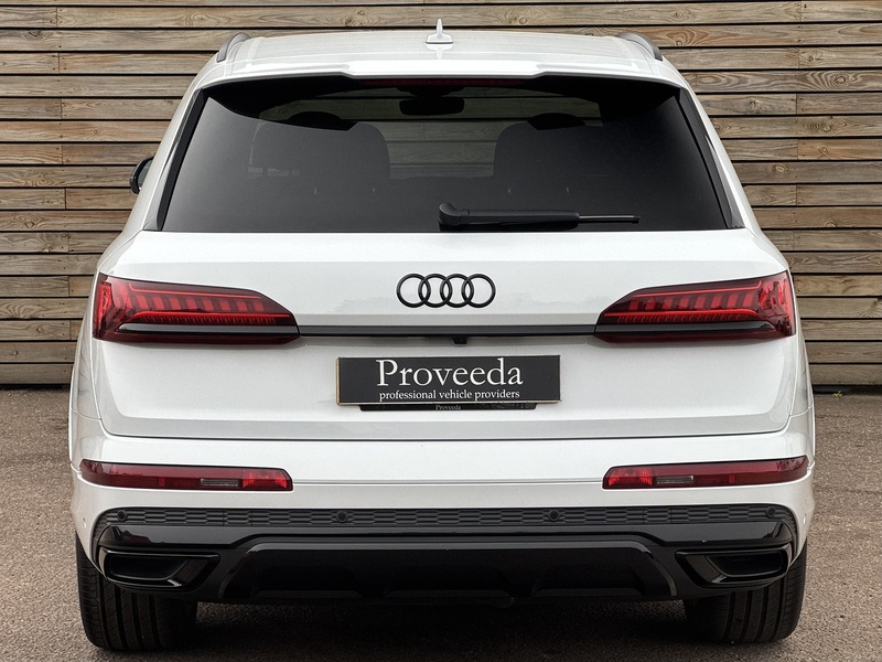 Audi Q7 2023'73 TDI V6 Black Edition | 7 Seater | Driver Memory Seat - U8957