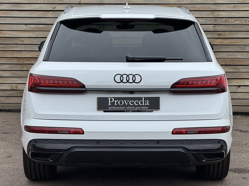 Audi Q7 2023'73 TDI V6 Black Edition | 7 Seater | Tow Bar - U8957