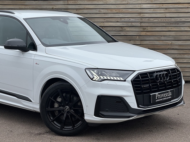 Audi Q7 2023'73 TDI V6 Black Edition | 7 Seater | Tow Bar - U8957