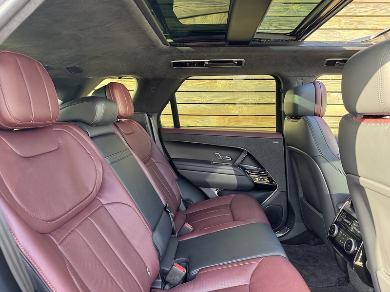 Land Rover Range Rover Sport 2024'24 P460e Autobiography Plug In Hybrid | Pan Roof | Meridian 3D Surround Sound - U8965