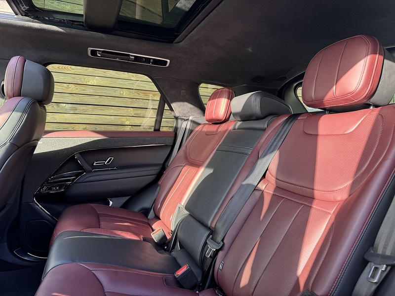 Land Rover Range Rover Sport 2024'24 P460e Autobiography Plug In Hybrid | Pan Roof | Meridian 3D Surround Sound - U8965