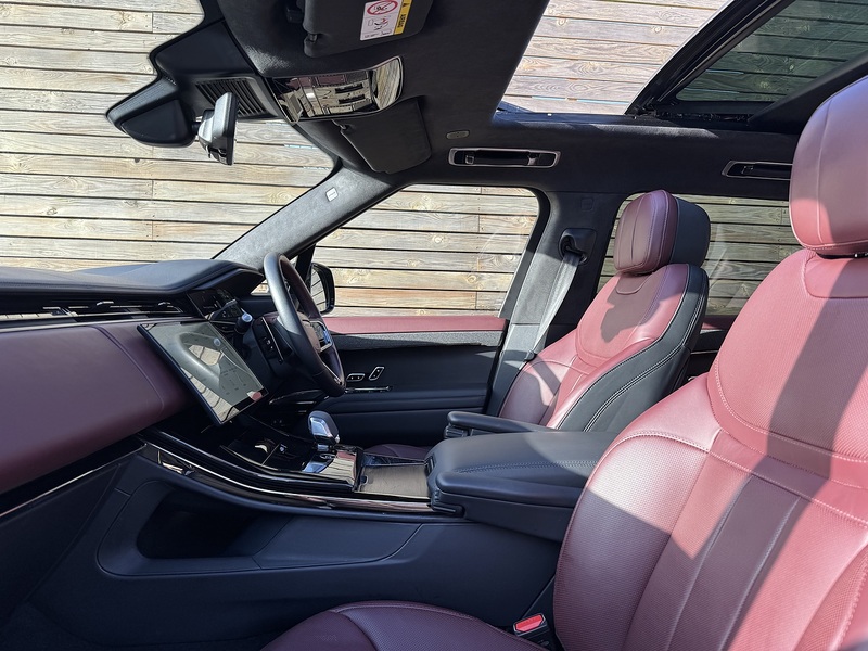 Land Rover Range Rover Sport 2024'24 P460e Autobiography Plug In Hybrid | Pan Roof | Meridian 3D Surround Sound - U8965