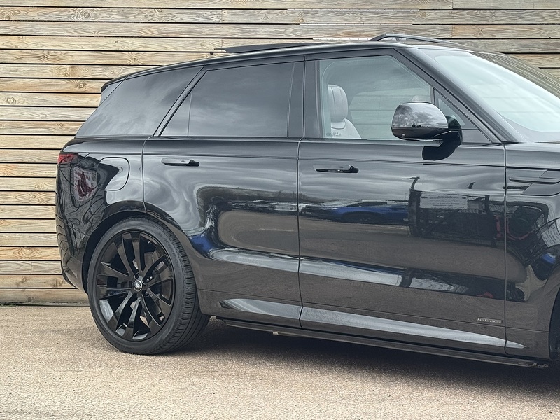 Land Rover Range Rover Sport 2024'24 P460e Autobiography Plug In Hybrid | Pan Roof | Meridian 3D Surround Sound - U8965