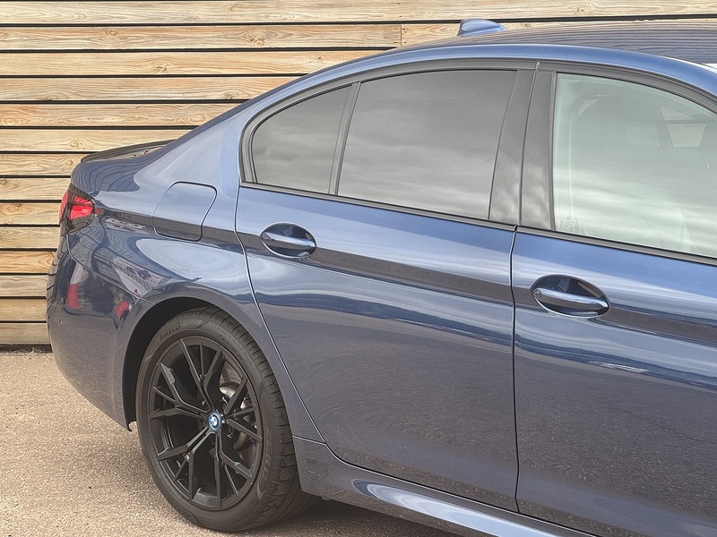 BMW 5 Series 2022'72 530e M Sport | Phytonic Blue | M Sport Pro Pack - U8975