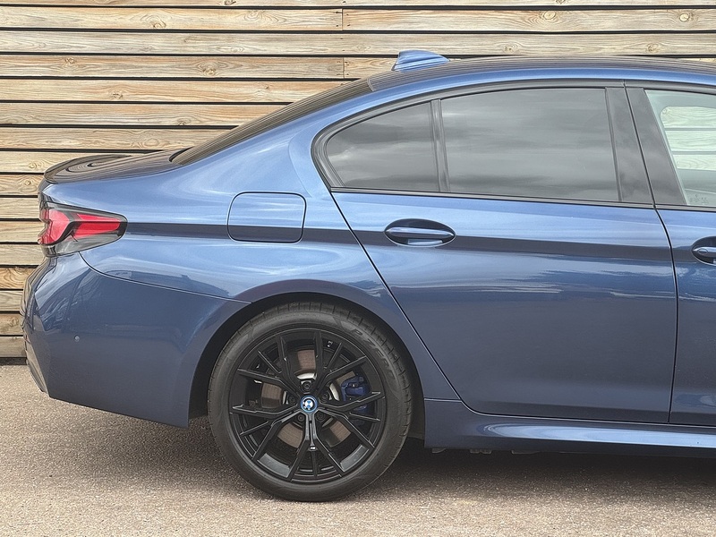 BMW 5 Series 2022'72 530e M Sport | Phytonic Blue | M Sport Pro Pack - U8975