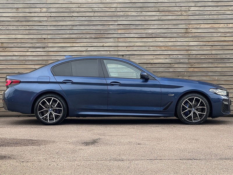 BMW 5 Series 2022'72 530e M Sport | Phytonic Blue | M Sport Pro Pack - U8975
