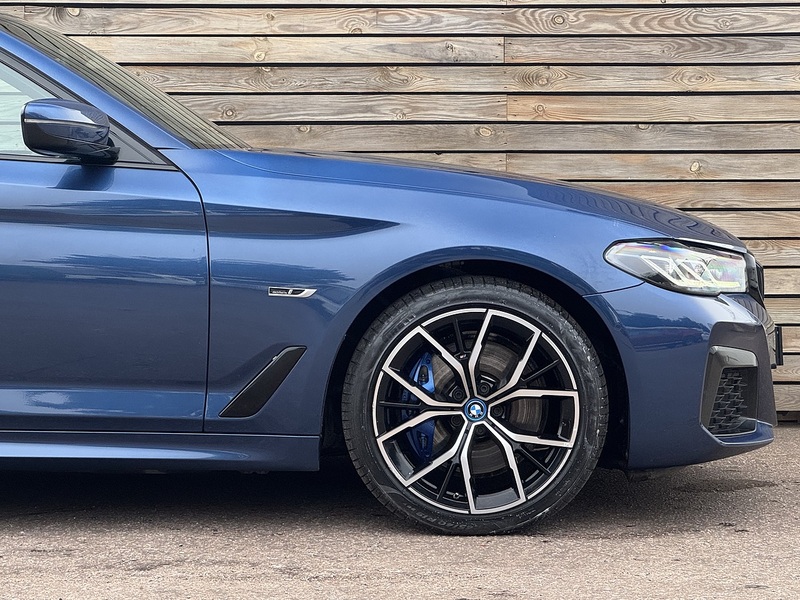 BMW 5 Series 2022'72 530e M Sport | Phytonic Blue | M Sport Pro Pack - U8975