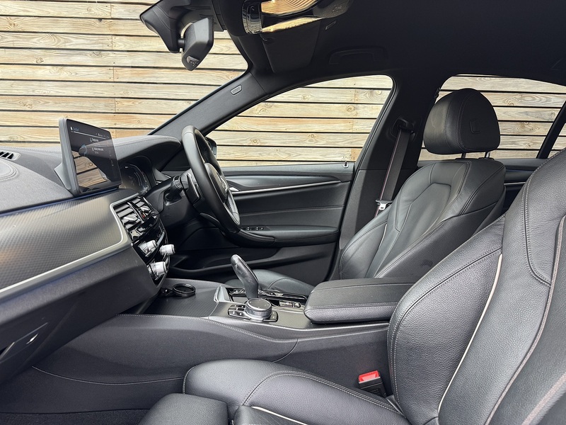 BMW 5 Series 2022'72 530e M Sport | Phytonic Blue | M Sport Pro Pack - U8975