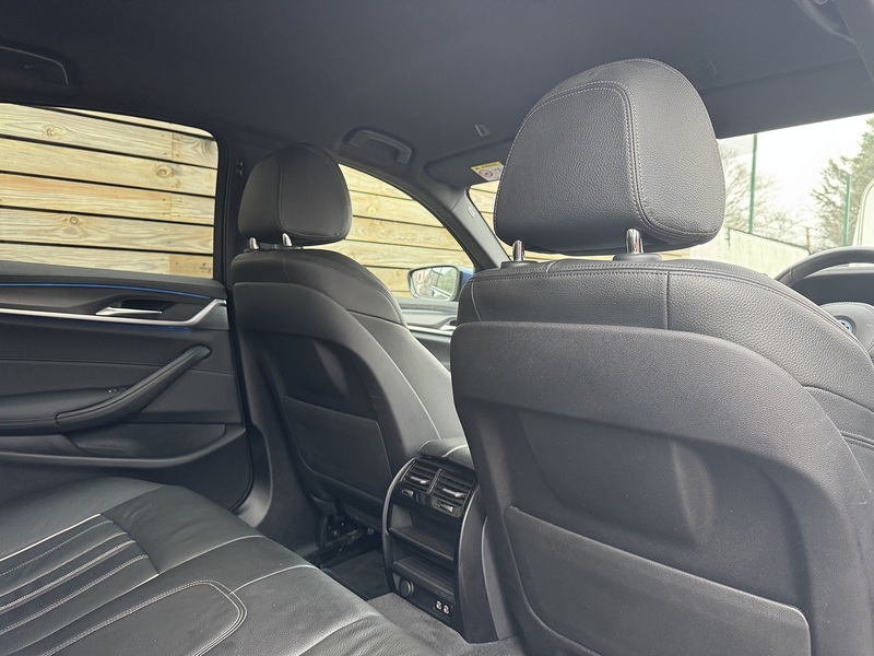 BMW 5 Series 2022'72 530e M Sport | Phytonic Blue | M Sport Pro Pack - U8975