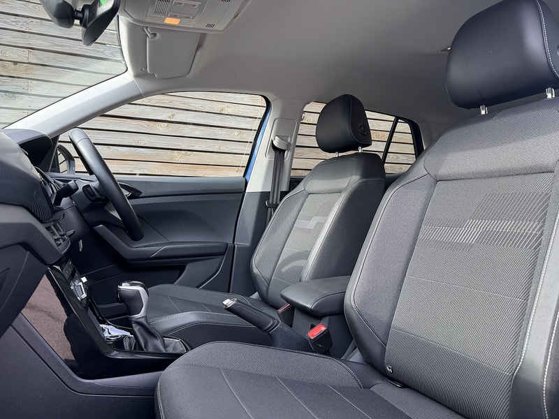 Volkswagen T-Cross 2023'73 TSI Black Edition | Car Play | Parking Sensors - U8980