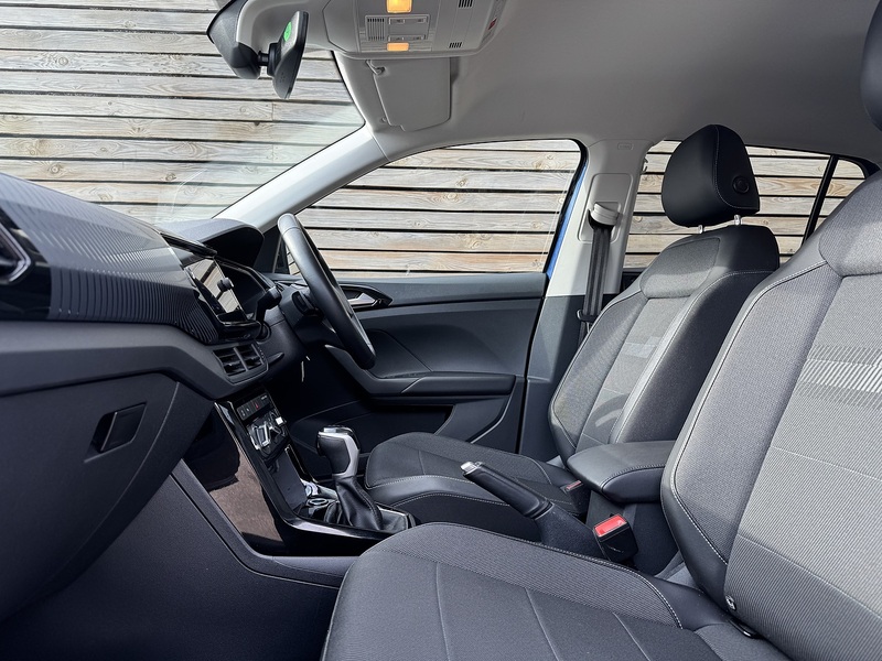 Volkswagen T-Cross 2023'73 TSI Black Edition | Car Play | Parking Sensors - U8980