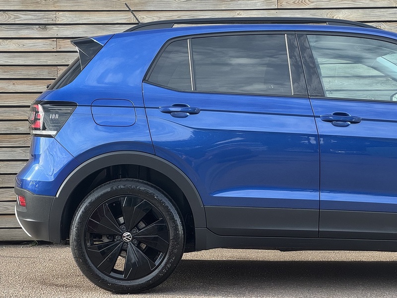 Volkswagen T-Cross 2023'73 TSI Black Edition | Car Play | Parking Sensors - U8980