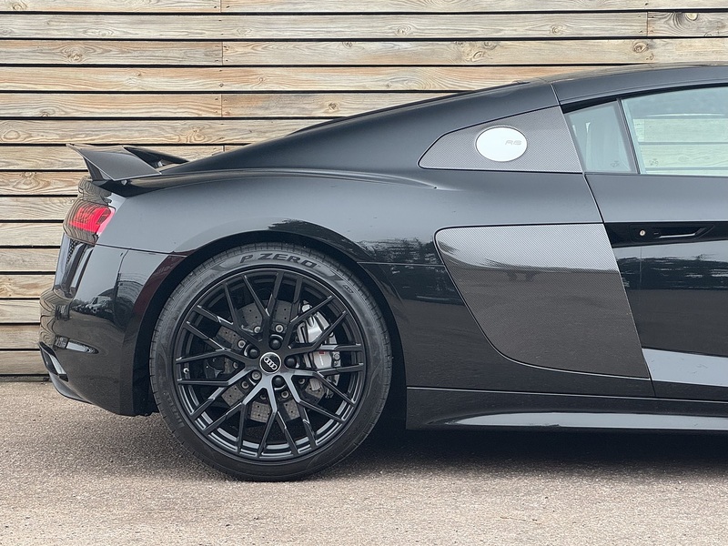 Audi R8 2018'18 FSI V10 Plus | Low Miles | Perfect Supercar - U8983