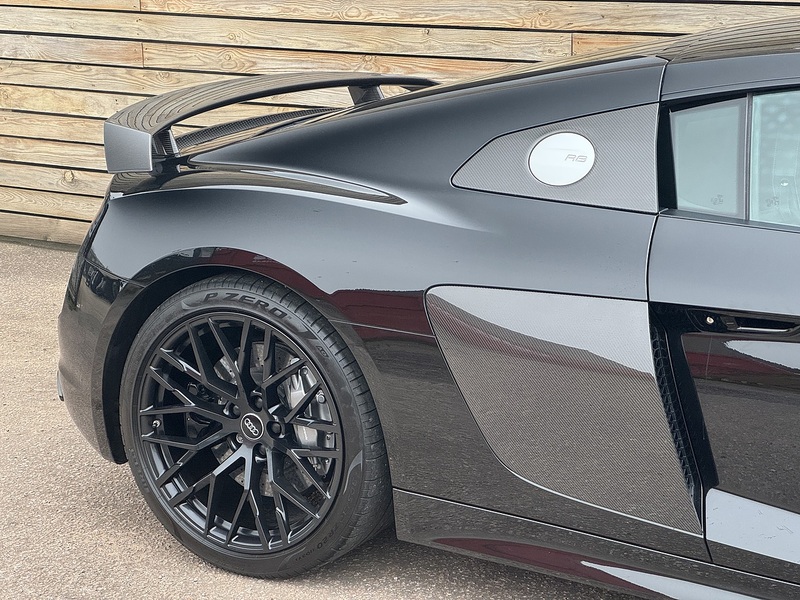 Audi R8 2018'18 FSI V10 Plus | Low Miles | Perfect Supercar - U8983