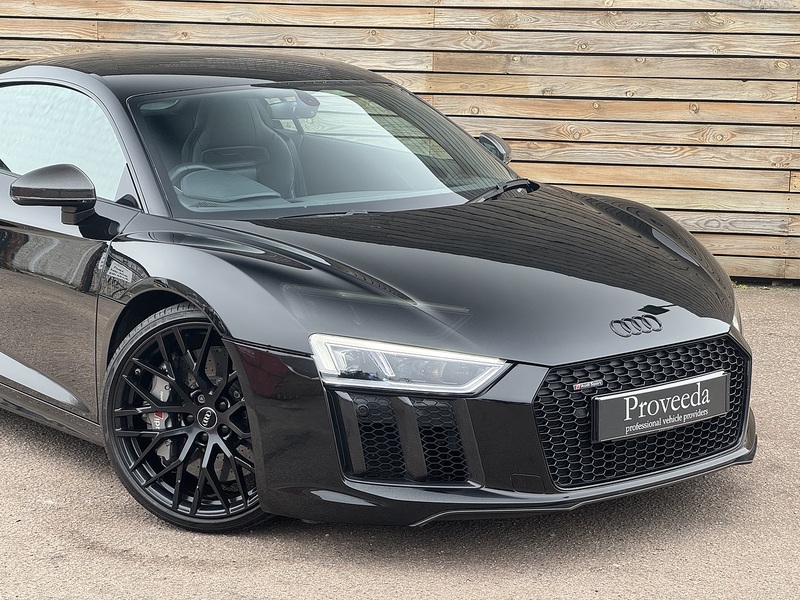 Audi R8 2018'18 FSI V10 Plus | Low Miles | Perfect Supercar - U8983