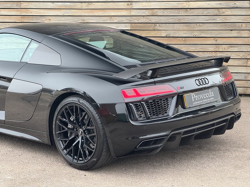 Audi R8 2018'18 FSI V10 Plus | Low Miles | Perfect Supercar - U8983