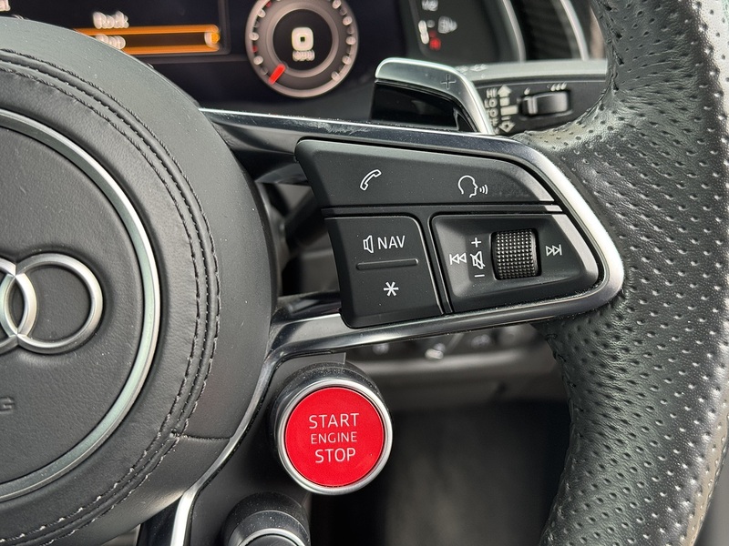 Audi R8 2018'18 FSI V10 Plus | Low Miles | Perfect Supercar - U8983