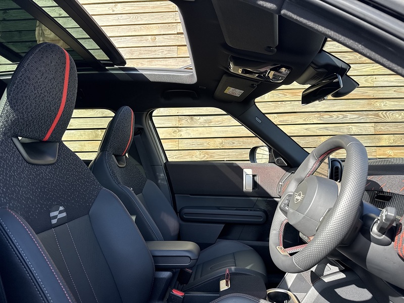 MINI Countryman 2024'74 S MHEV Sport Level 3 | Harman Kardon | Pan Roof - U8995