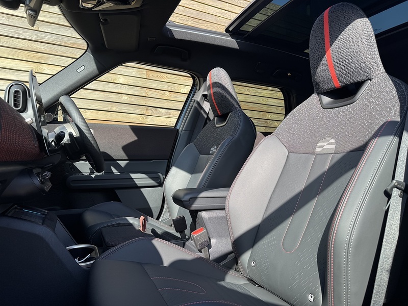 MINI Countryman 2024'74 S MHEV Sport Level 3 | Harman Kardon | Pan Roof - U8995