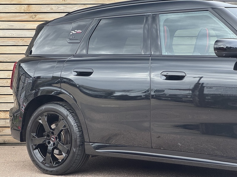 MINI Countryman 2024'74 S MHEV Sport Level 3 | Harman Kardon | Pan Roof - U8995