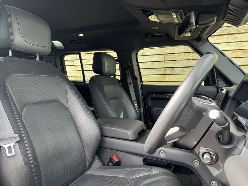 Land Rover Defender 110 2023'23 D300 MHEV X-Dynamic HSE Commercial | Rear Seat Conversion | Vat Q - U8997