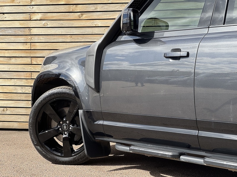 Land Rover Defender 110 2023'23 D300 MHEV X-Dynamic HSE Commercial | Rear Seat Conversion | Vat Q - U8997