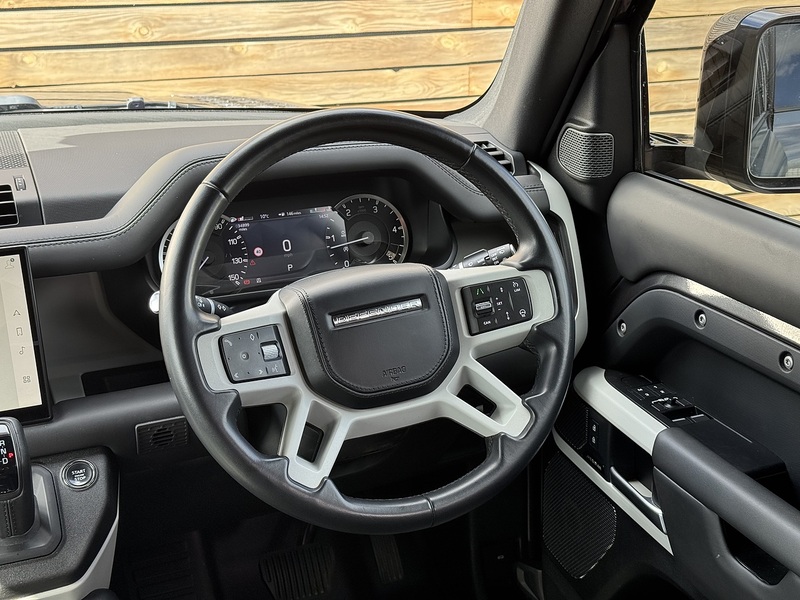 Land Rover Defender 110 2023'23 D300 MHEV X-Dynamic HSE Commercial | Rear Seat Conversion | Vat Q - U8997
