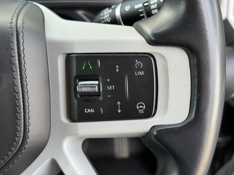 Land Rover Defender 110 2023'23 D300 MHEV X-Dynamic HSE Commercial | Rear Seat Conversion | Vat Q - U8997