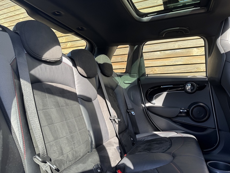 MINI Hatch 2022'22 Cooper Sport | Pan Roof | Car Play - U9000