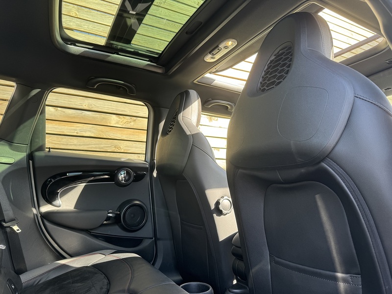 MINI Hatch 2022'22 Cooper Sport | Pan Roof | Car Play - U9000