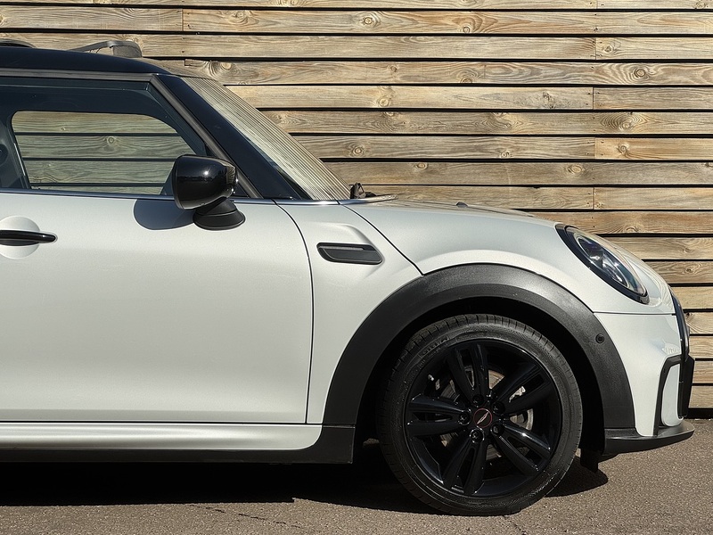 MINI Hatch 2022'22 Cooper Sport | Pan Roof | Car Play - U9000