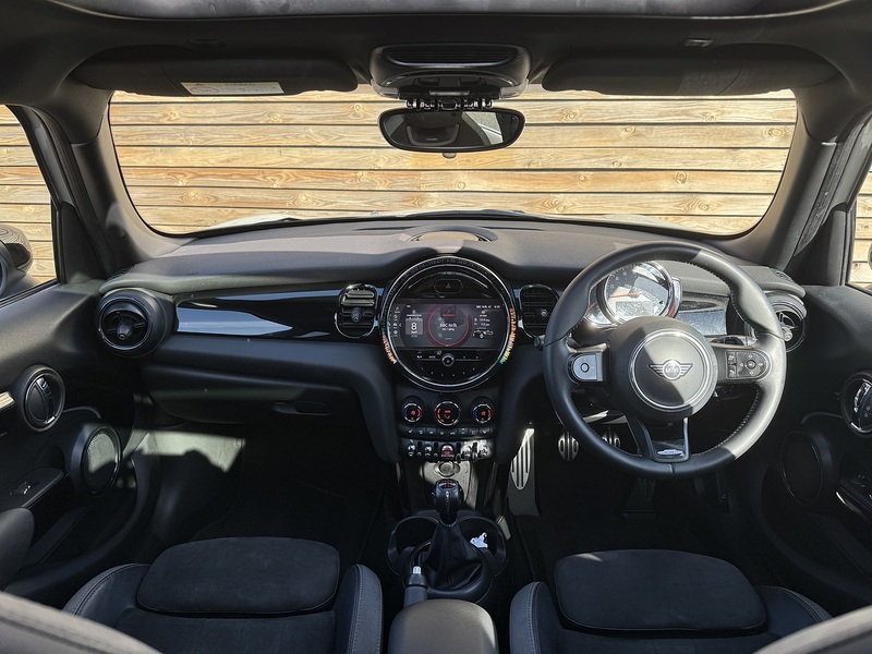 MINI Hatch 2022'22 Cooper Sport | Pan Roof | Car Play - U9000