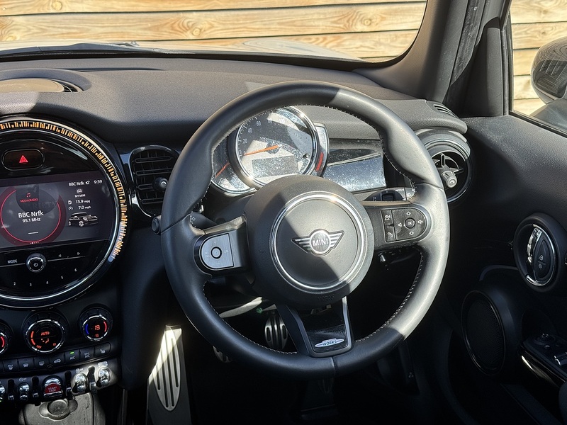 MINI Hatch 2022'22 Cooper Sport | Pan Roof | Car Play - U9000
