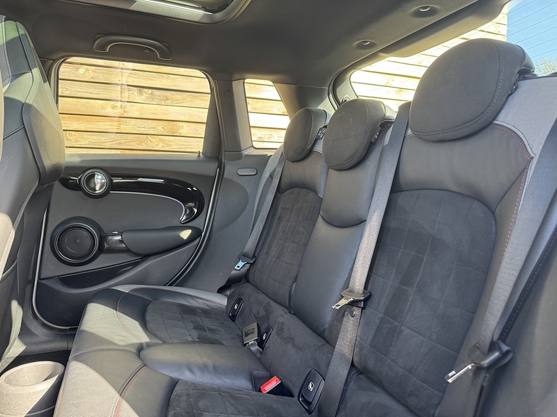 MINI Hatch 2022'22 Cooper Sport | Pan Roof | Car Play - U9000